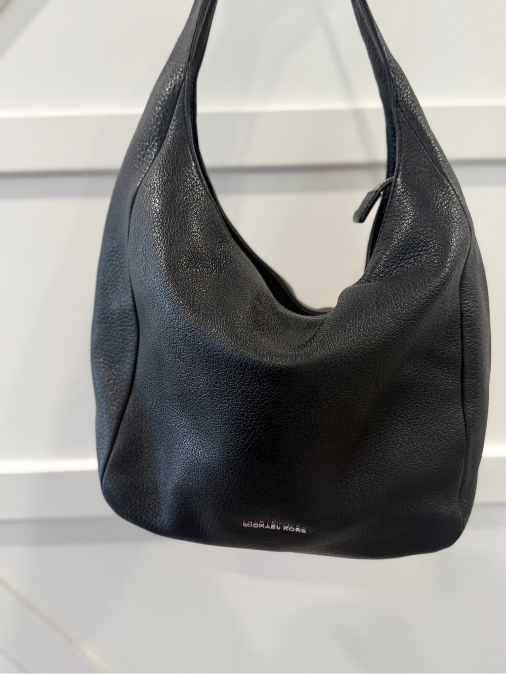 Michael Kors black leather hobo bag - Picture 17 of 17